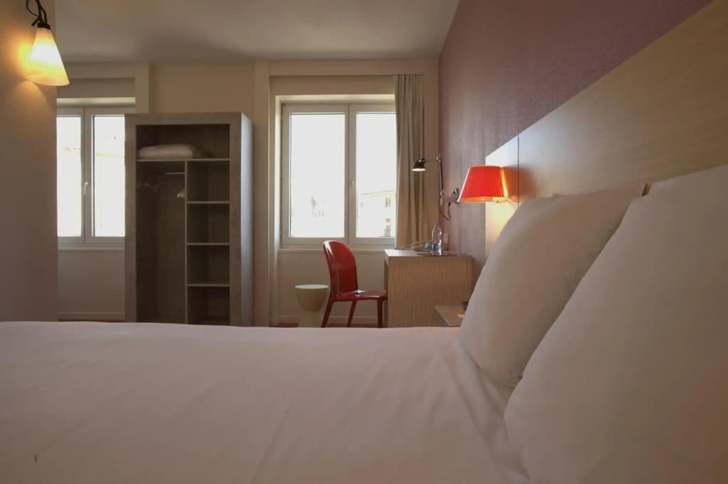 ibis Styles Le Puy-en-Velay - Miniature 7