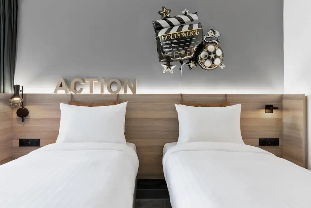 Moxy La Ciotat - Photo 4