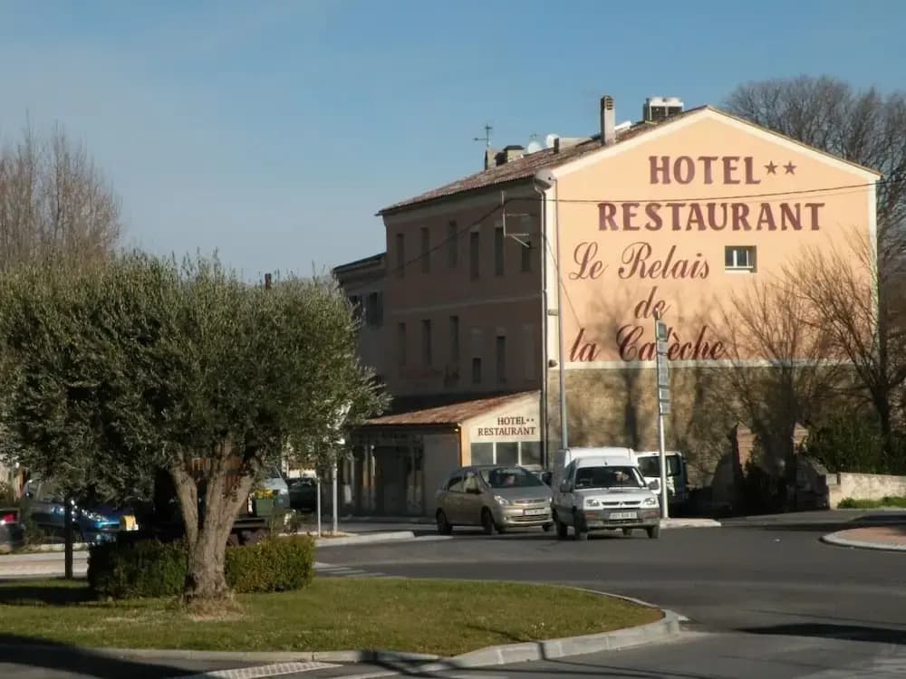 Le Relais de la Calèche - Photo 1