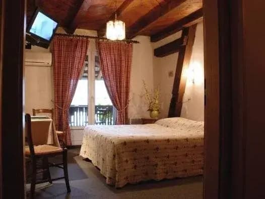 Les Hirondelles - Photo 1