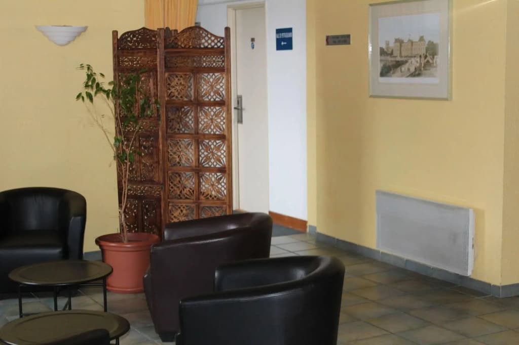 Hotel Château-Thierry Centre - Photo 1