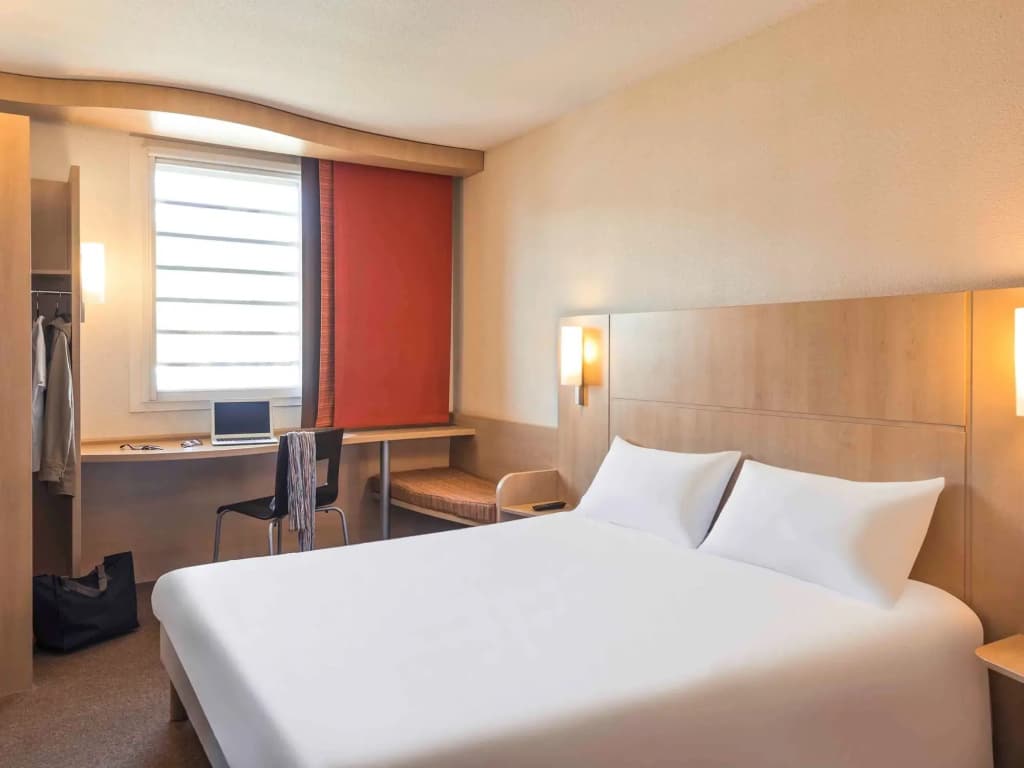 ibis Cannes Mandelieu - Photo 2