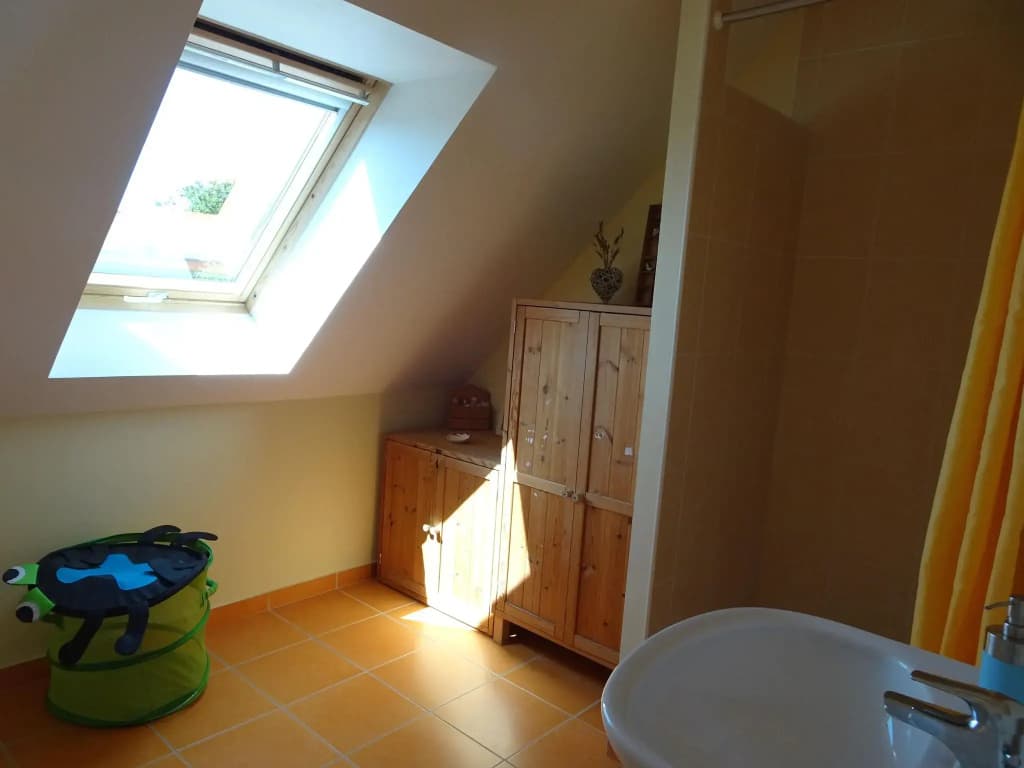 Spacious Holiday Home Located in the Heart of the bay of Mont St Michel - Miniature 7