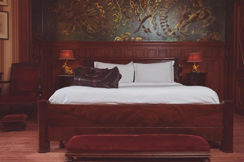 L'Hotel - Photo 2