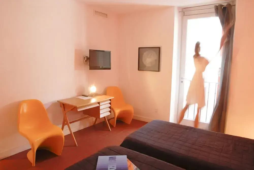 Hôtel  Burrhus - Photo 3