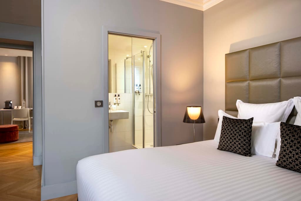 First Hotel Paris Tour Eiffel - Photo 4
