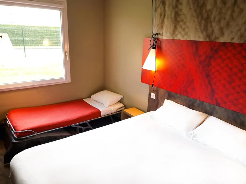Ibis Budget Caen Porte De Bretagne - Photo 5