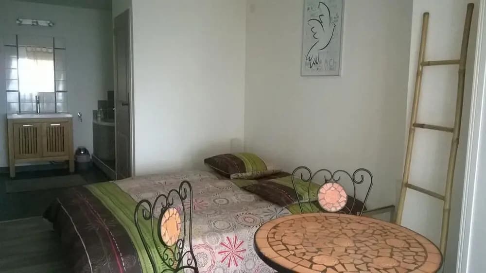 Chambre en Provence - Miniature 5