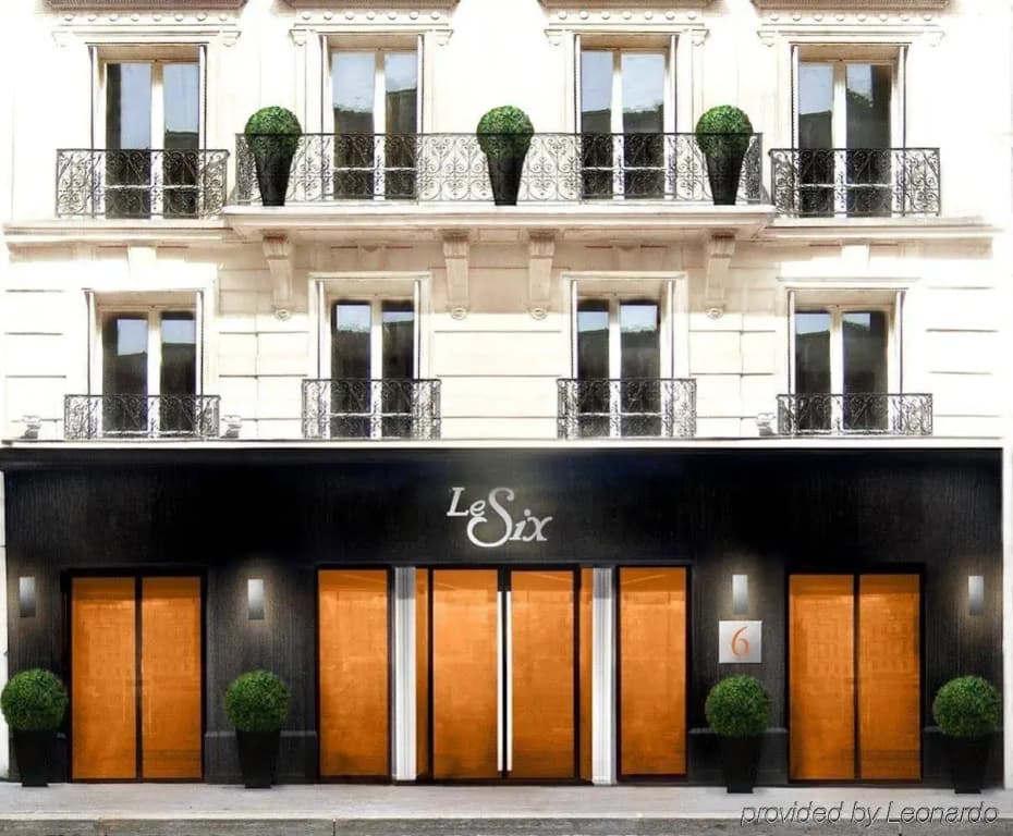 Hotel Le Six - Photo 1