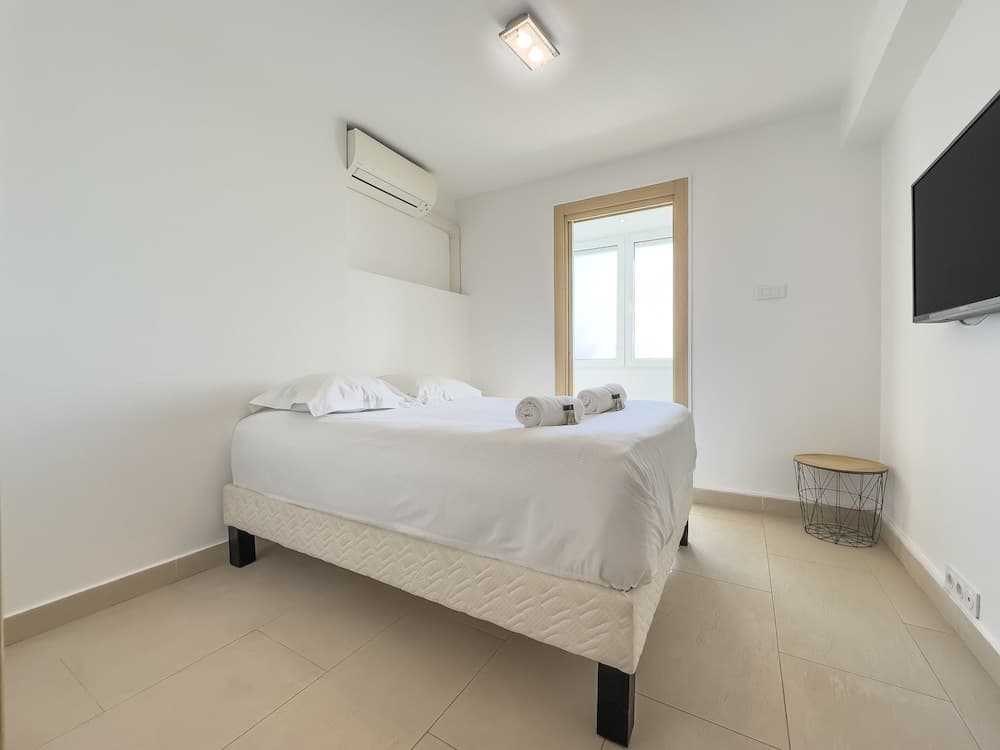 207 Le Maubourg in Cannes - Miniature 8