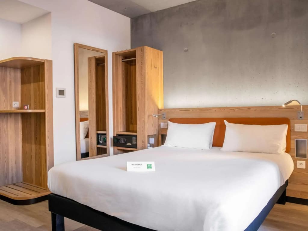ibis Styles Ajaccio Napoleon - Photo 3