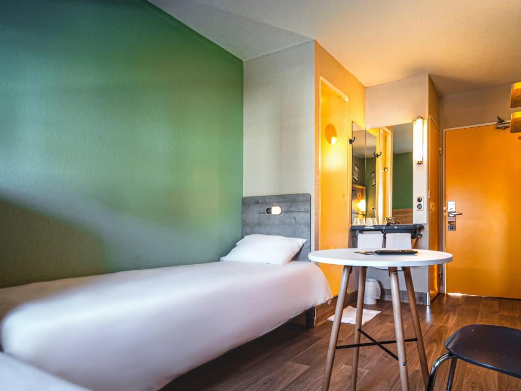Ibis Budget Saint Brieuc Yffiniac - Miniature 6