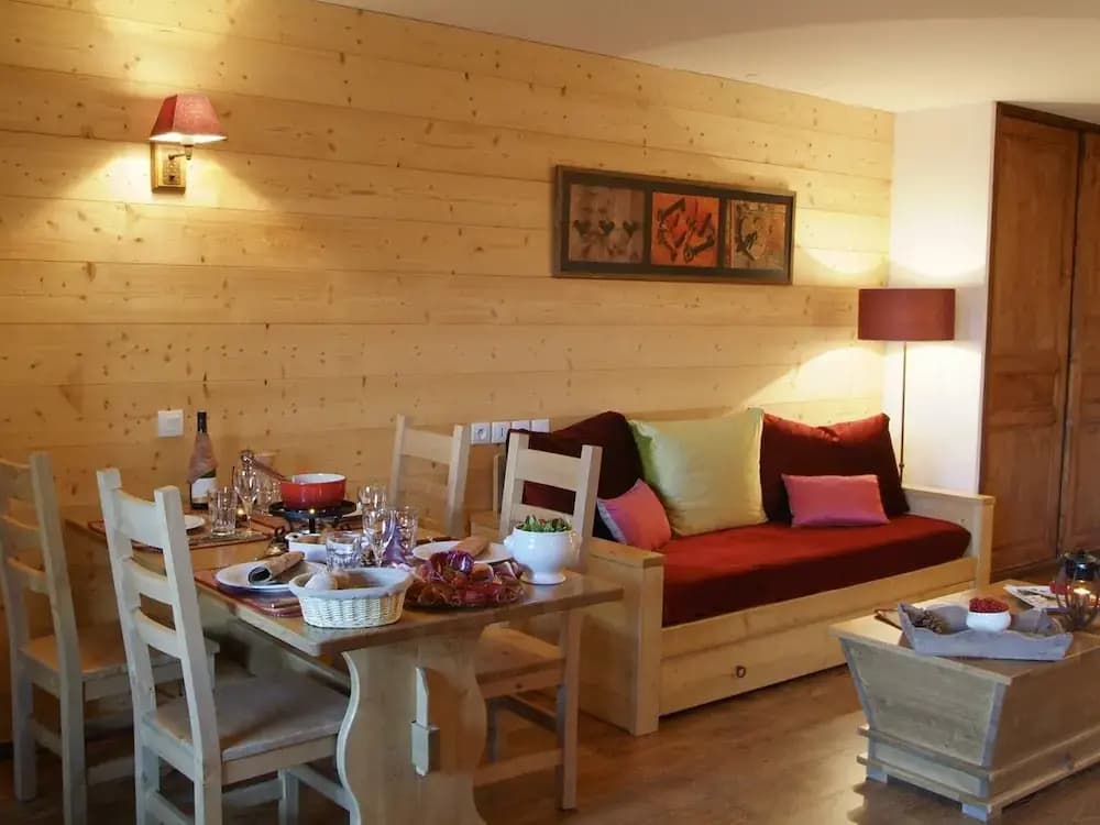 Cozy Alpine Apartment - Miniature 8