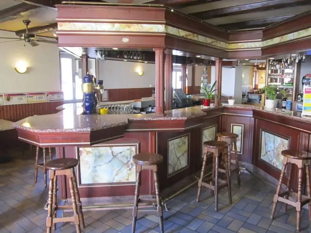 Hotel Restaurant Chez Valerie - Photo 2