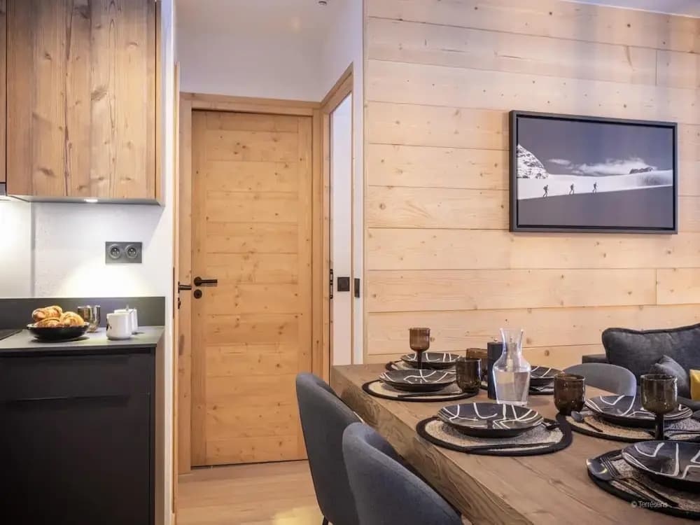Apartment in France Near Fornelet Cable Car - Miniature 6