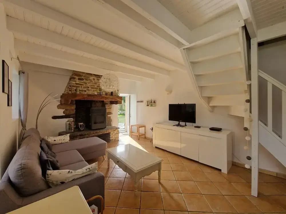 Countryside Holiday Home Near the Beach - Miniature 4