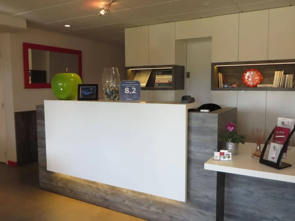 Brit Hotel Rouen Sud / Val De Reuil - Photo 2