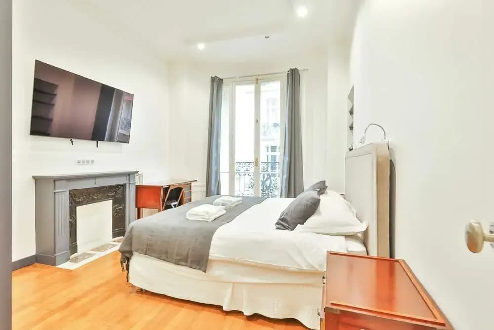 Magnificent Flat - Near Trocadaro - Miniature 6