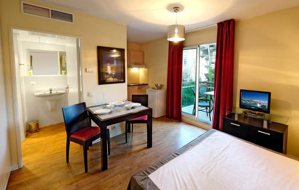 Appart Hotel Odalys City Antibes Olympe - Miniature 7
