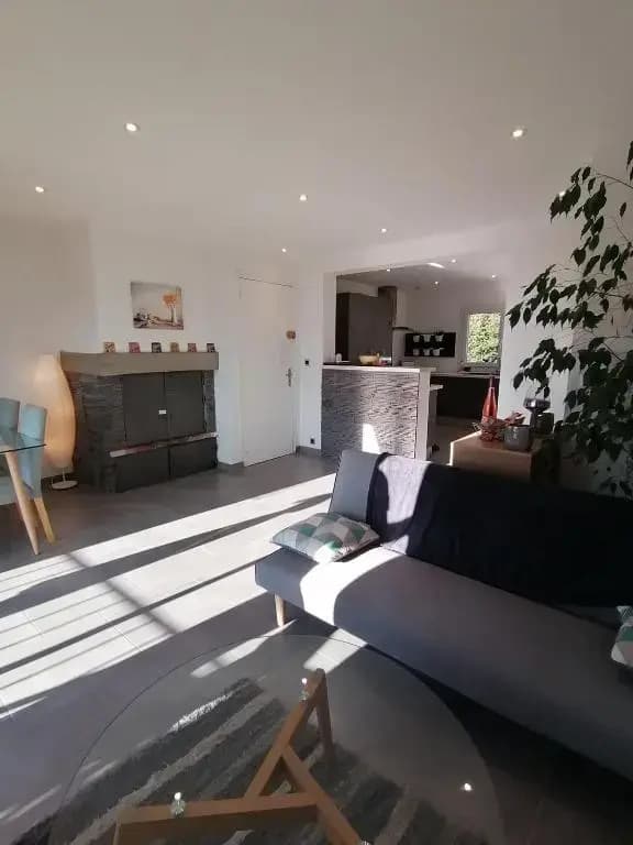 Bel appartement 76 m² dans maison avec vue mer - Photo 1