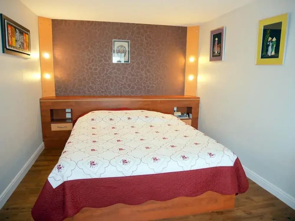 Holiday Home in Plouarzel Near Sandy Cove - Miniature 4