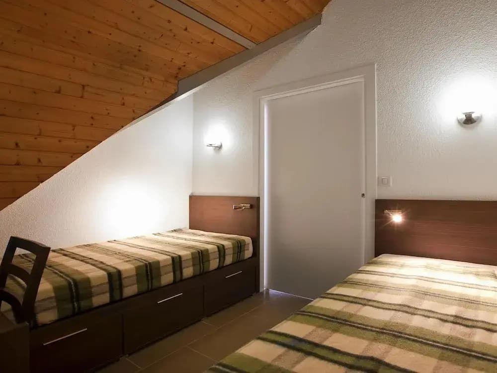 Gulf of Morbihan Home for 5 Guests - Miniature 2