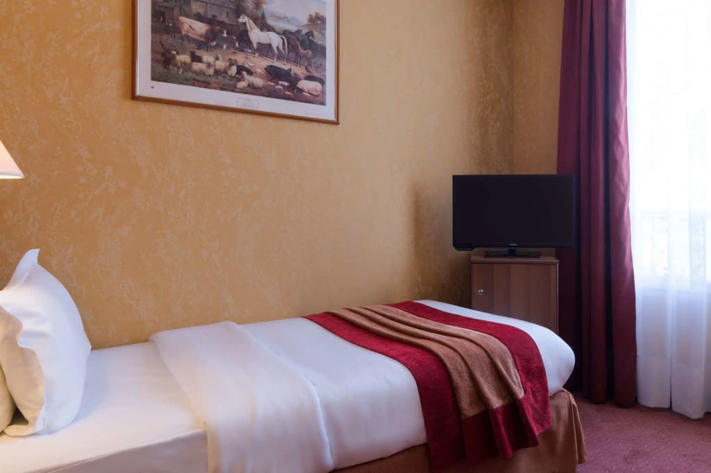 The Originals Hotels Paris Paix République - Photo 5