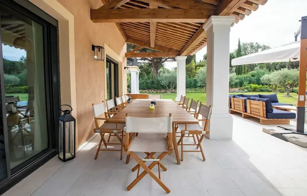 Magnificent Villa Overlooking the bay of Canebiers - Miniature 8