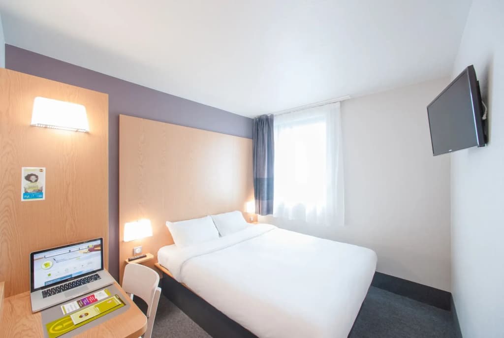 B&B HOTEL Aix-en-Provence Le Tholonet - Photo 3