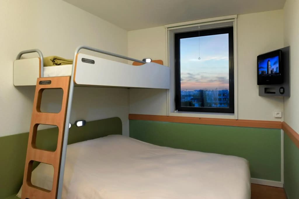 ibis budget Toulouse Blagnac Aéroport - Photo 3