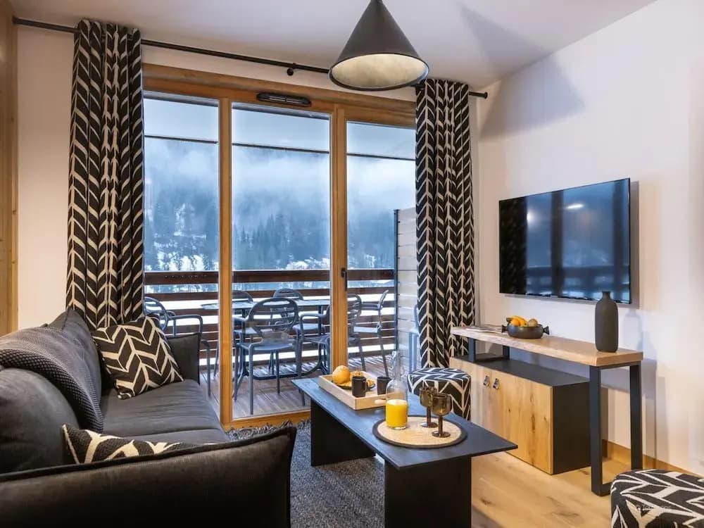 Apartment in La Chapelle Near Cret-beni Lift - Miniature 8