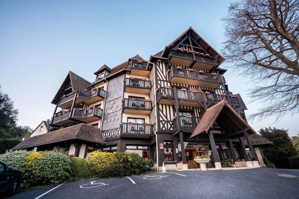 Best Western Plus Hostellerie du Vallon - Photo 1