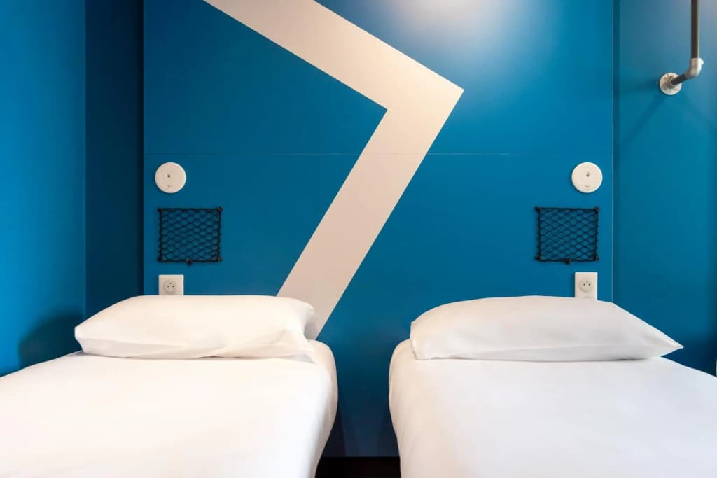 ibis Budget La Rochelle Centre Gare - Miniature 7