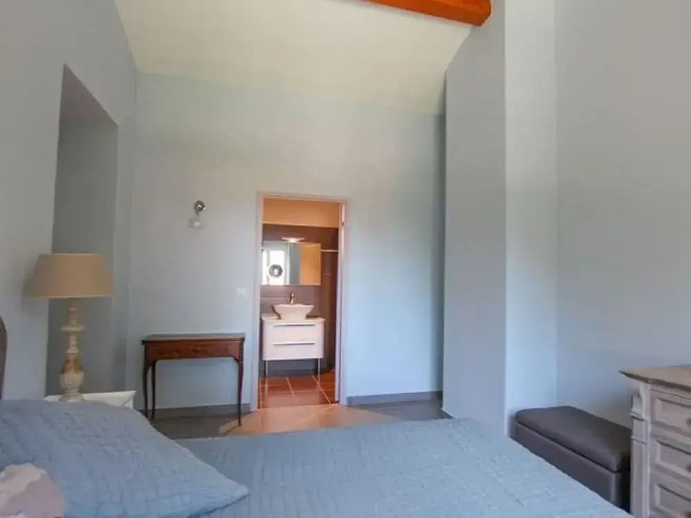 Spacious Holiday Home in Grimaud With Large Garden - Photo 4