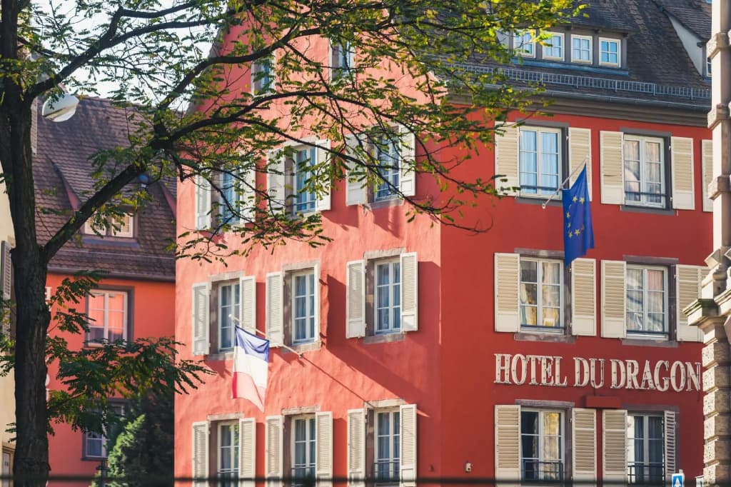 Hotel Du Dragon - Photo 1