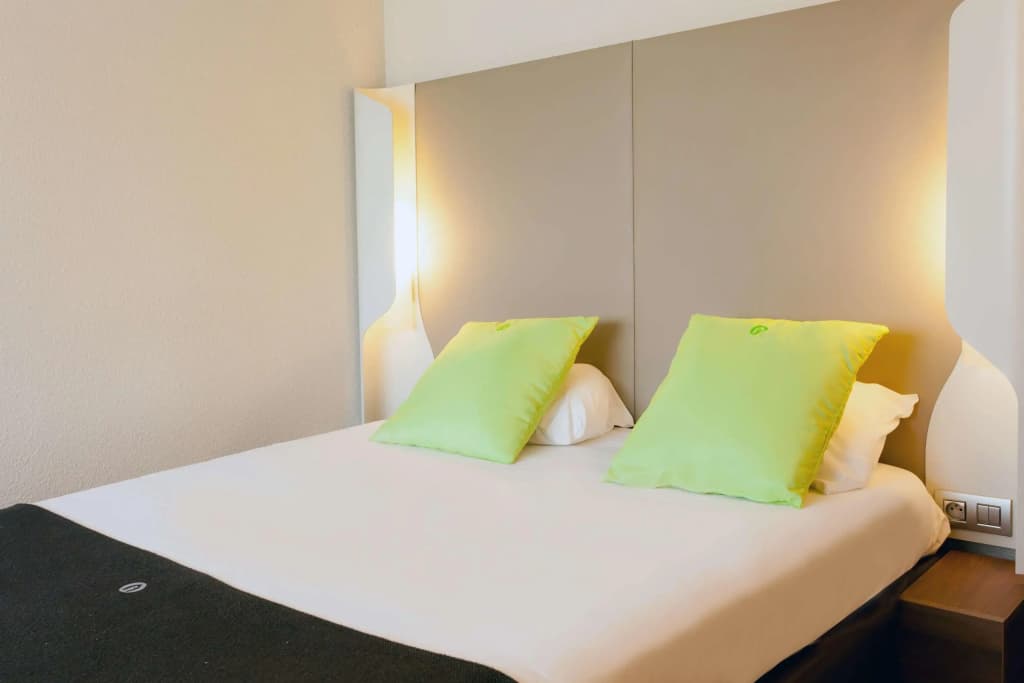 Hotel Campanile Angers Ouest - Beaucouzé - Photo 3