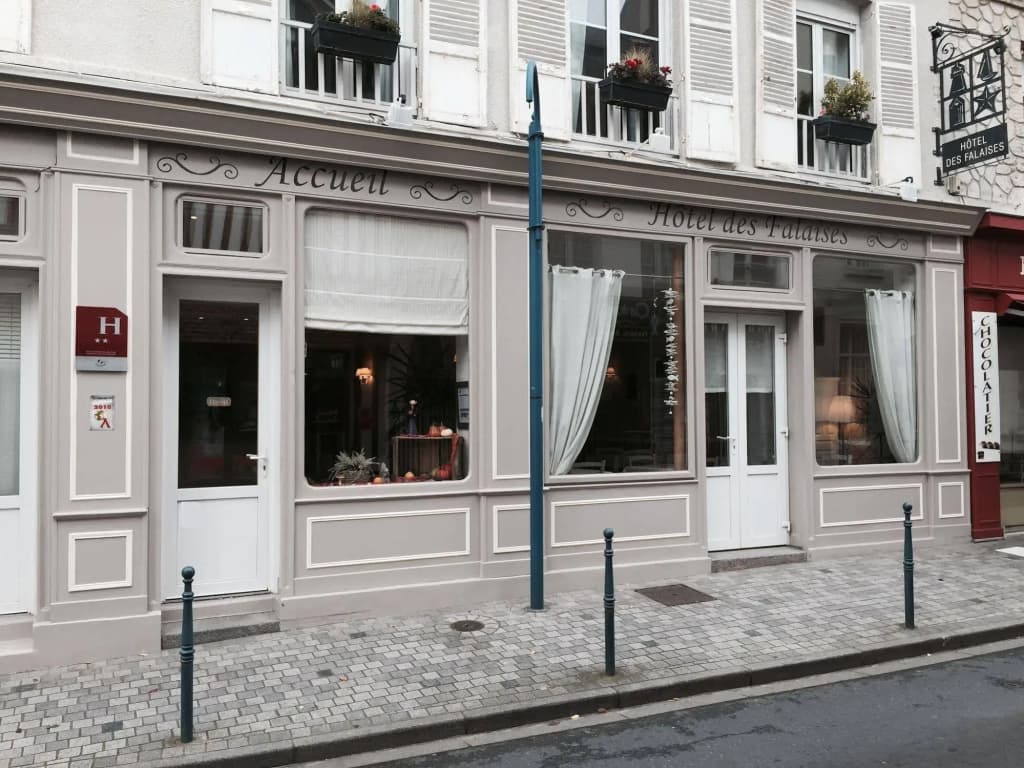 Hôtel des Falaises - Photo 1