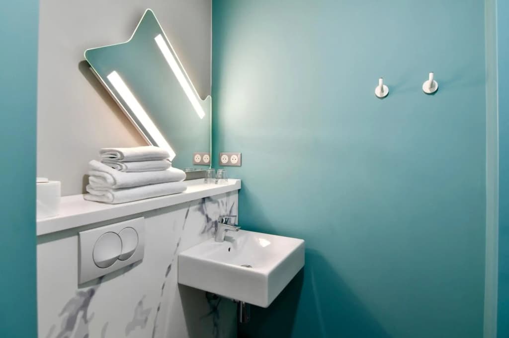 Ibis Budget Saint Nazaire Centre Gare - Photo 4