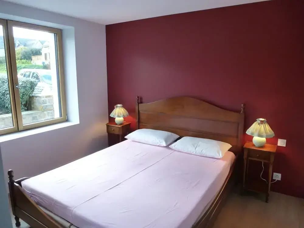 Cottage in Plougasnou Near Stunning Beaches - Photo 1
