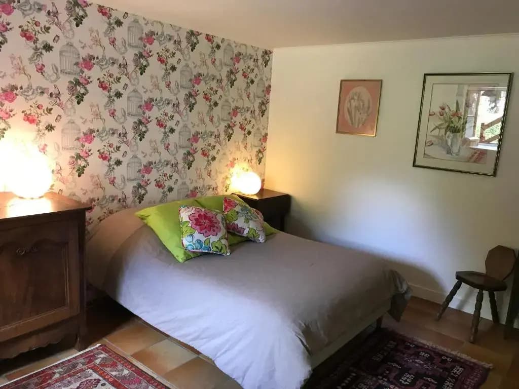 Le Châtel - Miniature 3