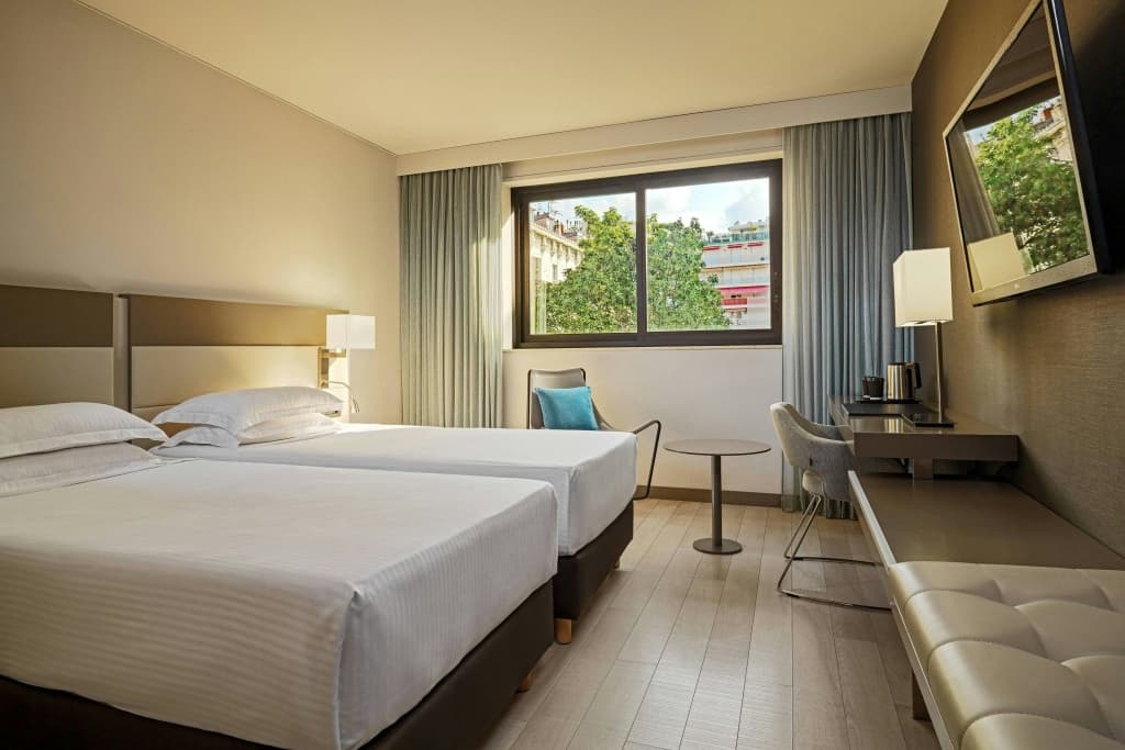 AC Hotel by Marriott Nice - Photo 2