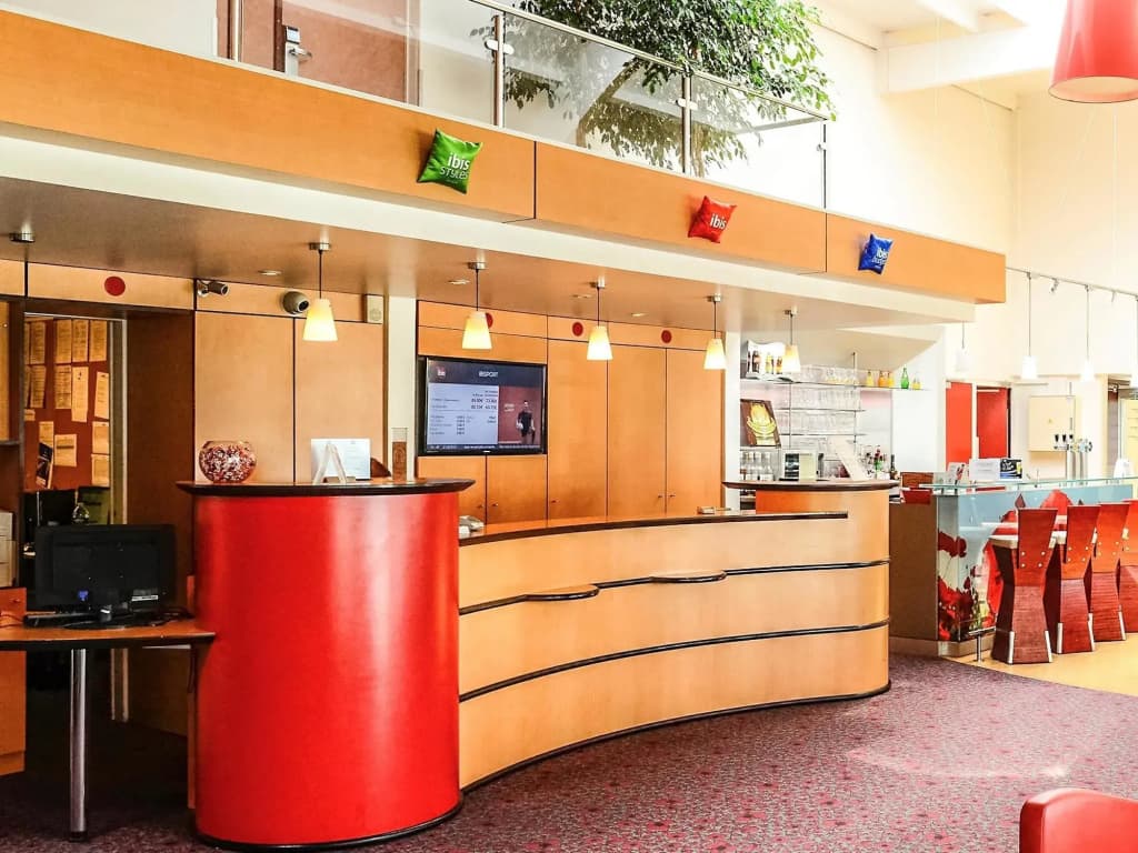 ibis budget Rouen Parc des Expos Zenith - Photo 2