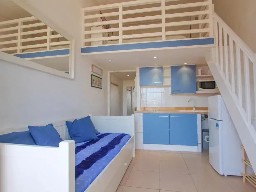 Comfortable Holiday Home Near the Beach - Photo 1