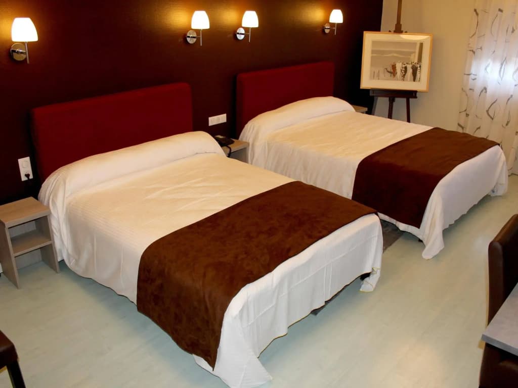Hôtel Saint-Hubert - Photo 5