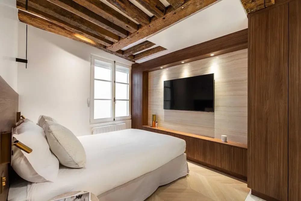 Magnificent Apartment /AC -1br/4p- Palais-royal - Photo 3