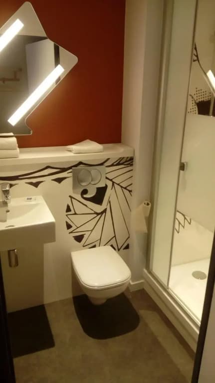 ibis budget Dieppe Centre Port - Miniature 8