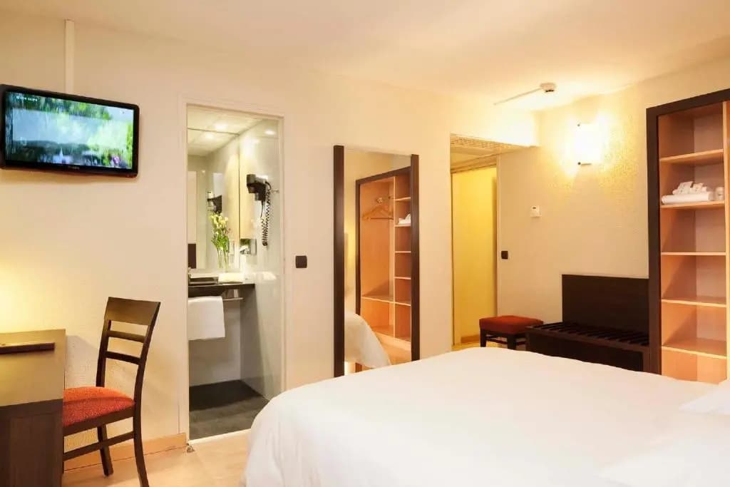 Hôtel AKENA Biarritz - Grande plage - Photo 5