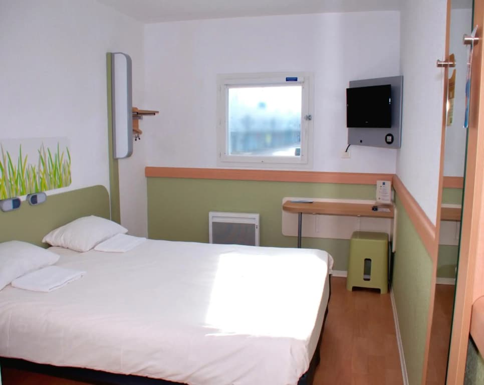 ibis budget Flers Les Grands Champs - Photo 2