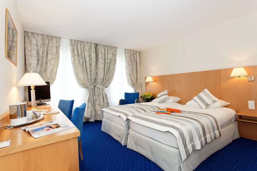 Atlantic Hotel - Photo 5