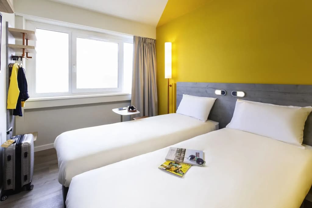 ibis budget Strasbourg Centre Republique - Photo 5